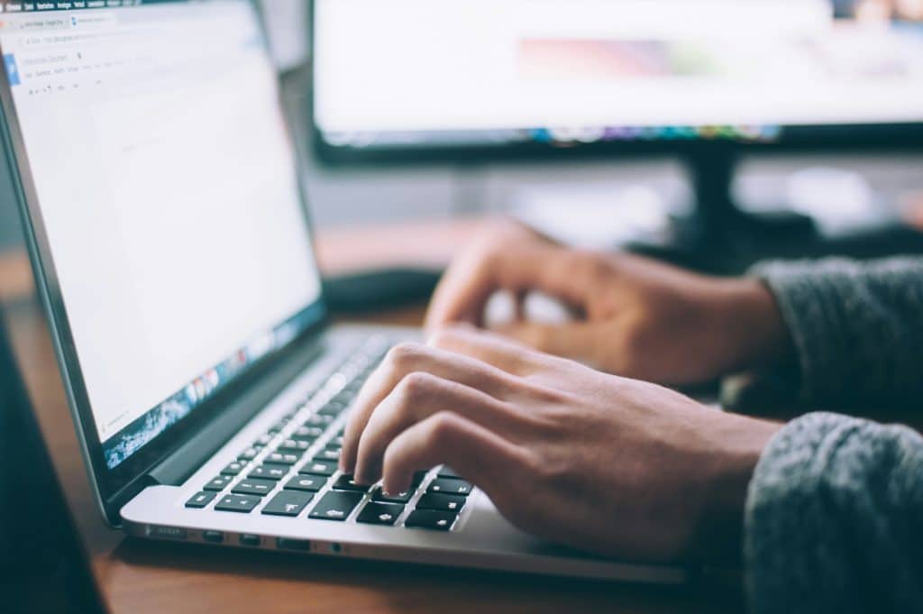 Plateforme métier sur mesure × Client confidentiel